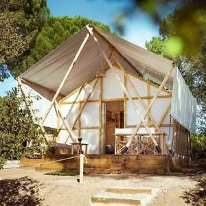 https://glamping-gavina-costa-dorada.catalonia-hotels.com